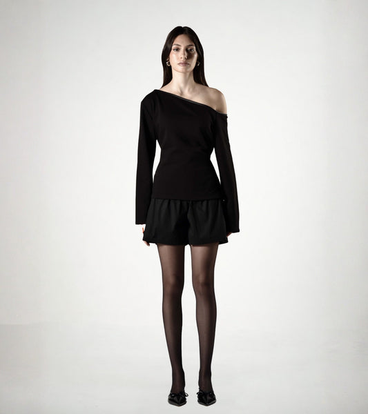 Asymmetrical multi-wear top