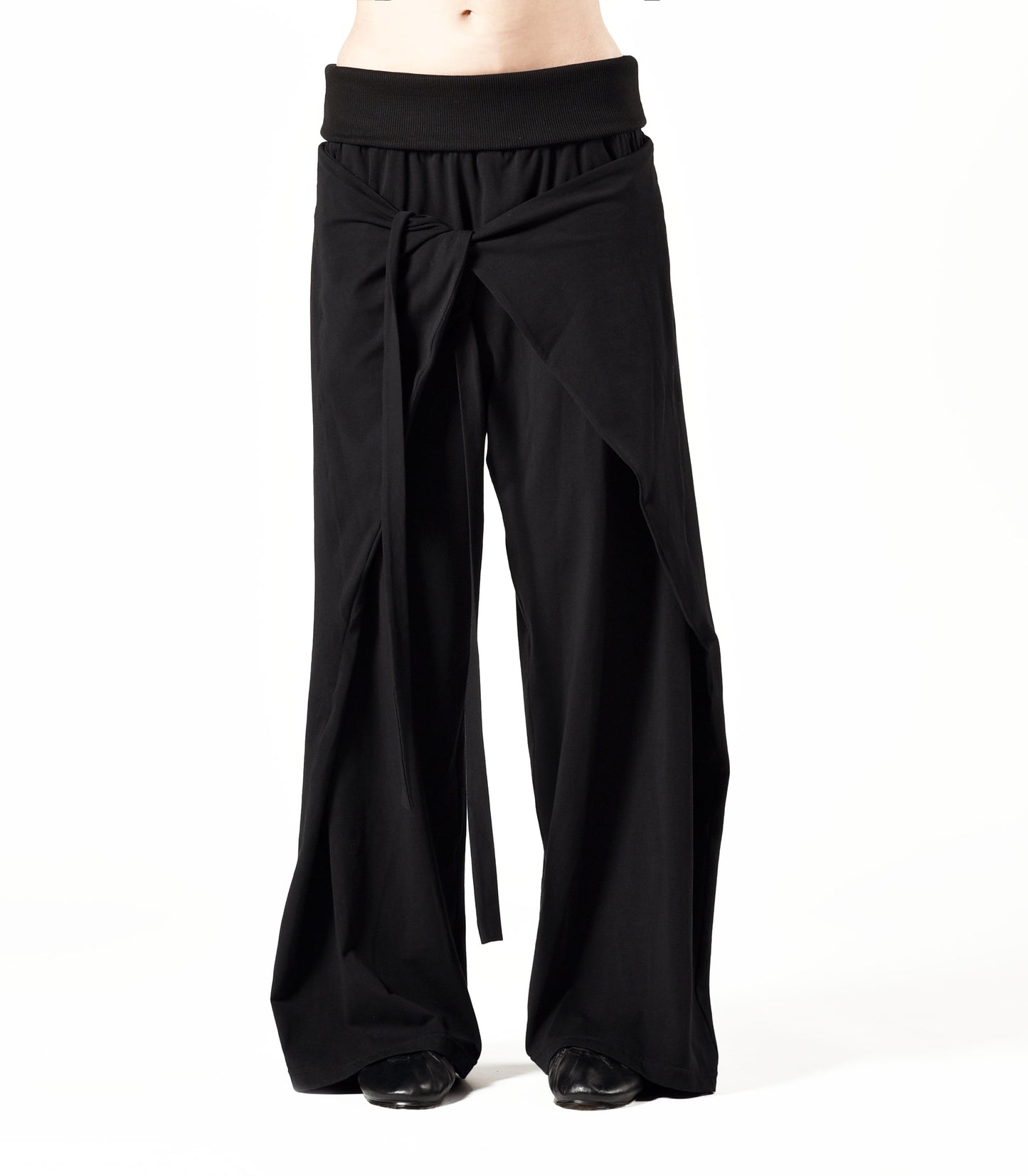Multi-wear tying pants