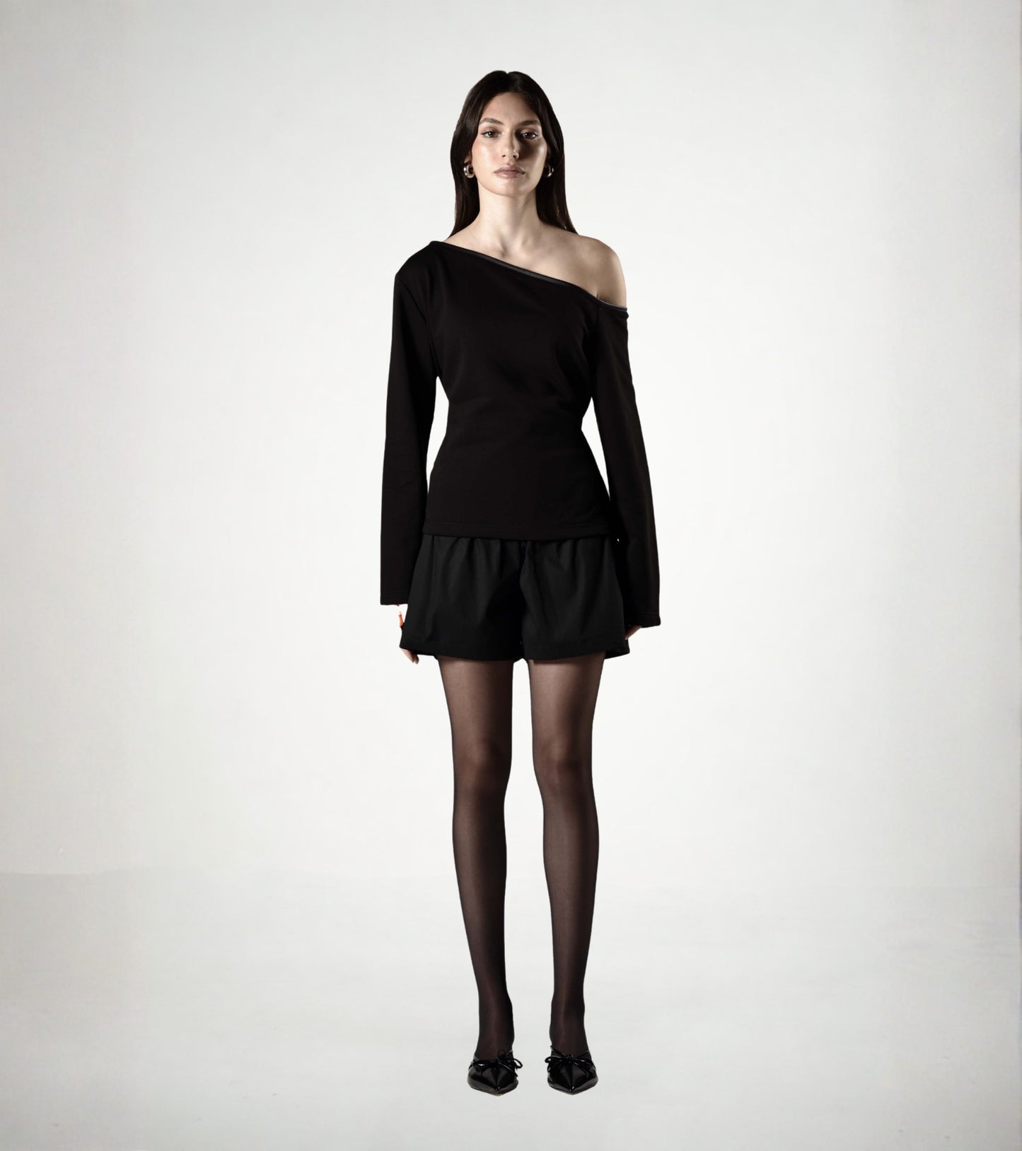 Asymmetrical multi-wear top